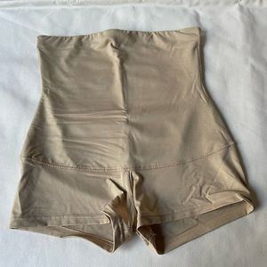 Maidenform Shapewear